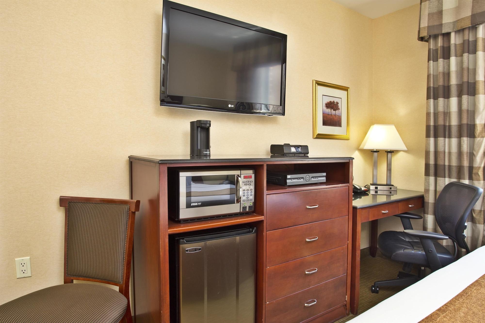 Best Western Plus Arena Hotel Нью-Йорк Екстер'єр фото