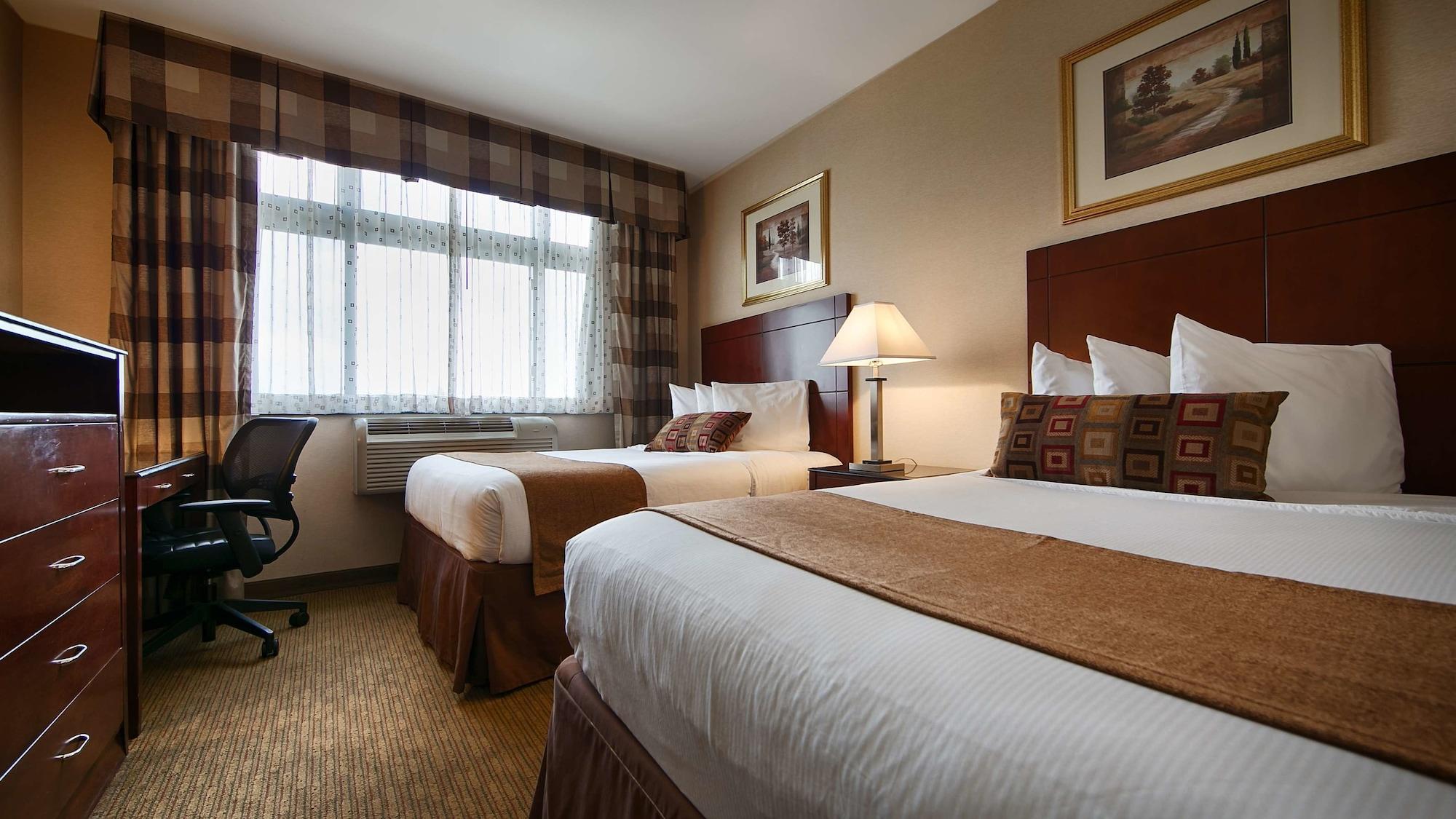 Best Western Plus Arena Hotel Нью-Йорк Екстер'єр фото